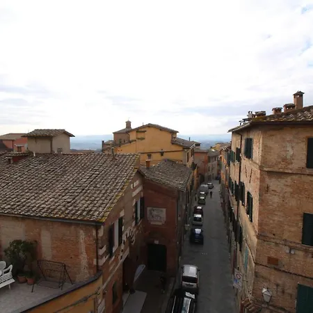 Apartment Nora's House Siena